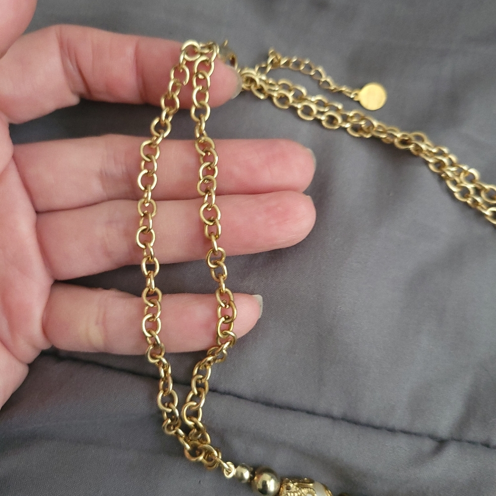 Bebe | EUC Gorgeous Gold Tone Faux Pearl Bling Charms Statement Necklace - Picture 7 of 8